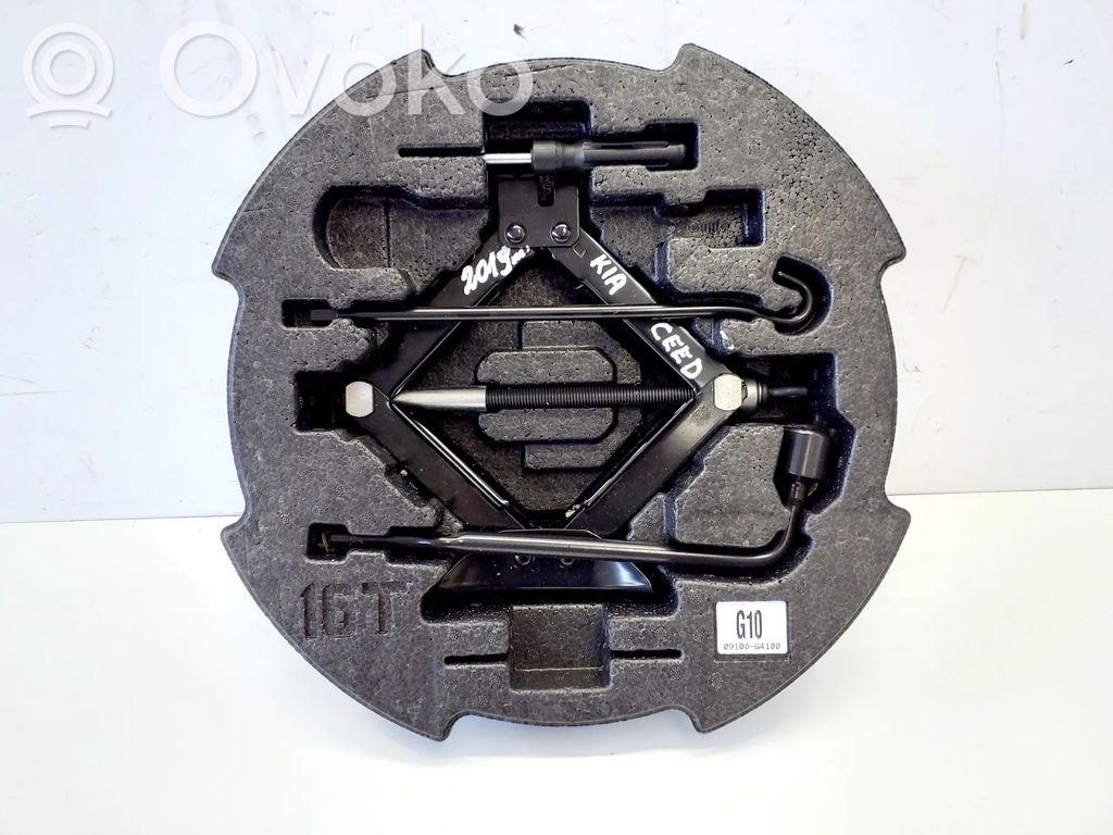 KIA Ceed Lift Jack 