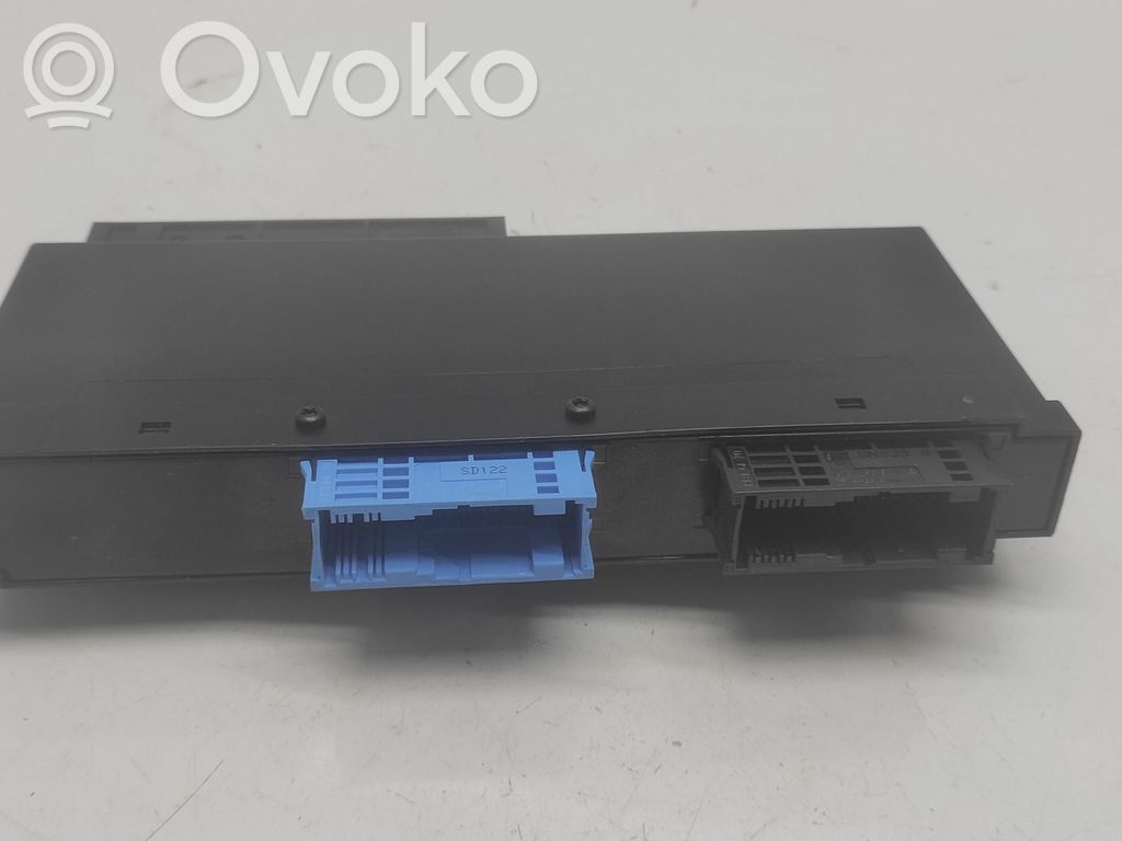 Comfort/convenience module   10681810,532305414,0003301