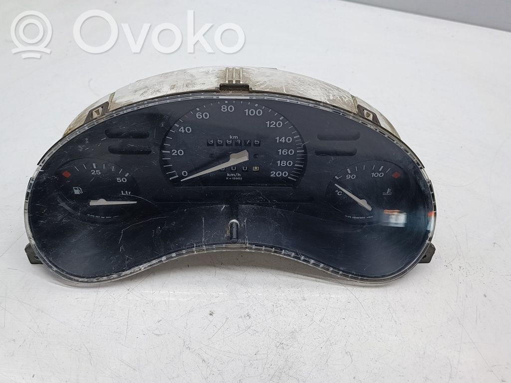 Opel Corsa B Speedometer (instrument cluster) 