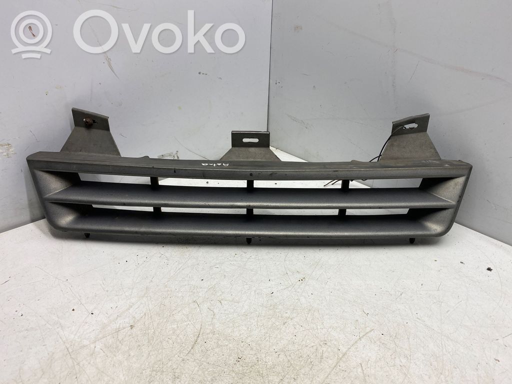 Opel Astra F Front bumper upper radiator grill 