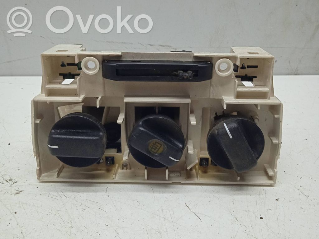 Opel Corsa B Climate control unit 