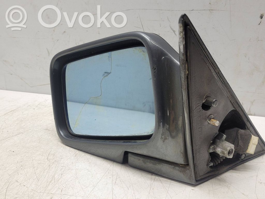 BMW 5 E34 Front door electric wing mirror 