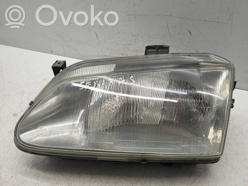 Renault Scenic I Headlight/headlamp 