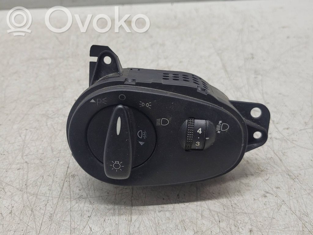 Ford Focus Light switch 