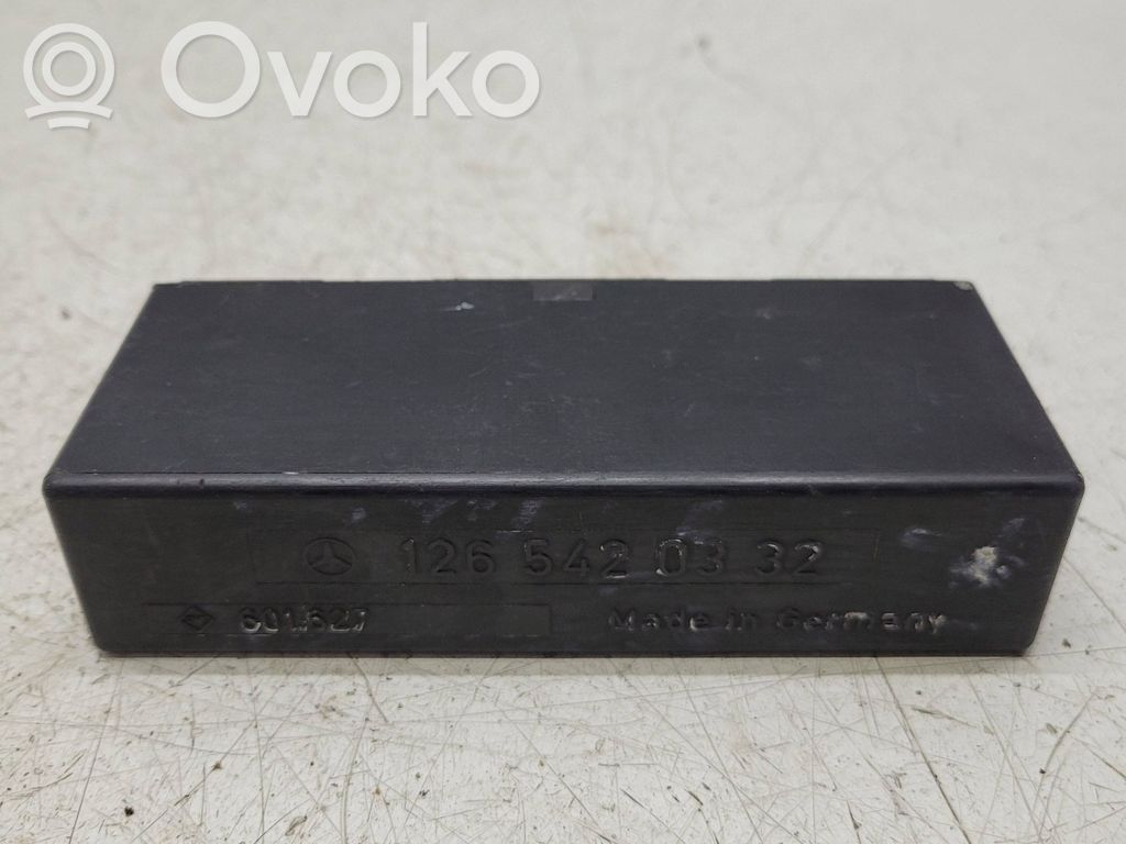 Mercedes-Benz E W124 Light module LCM 
