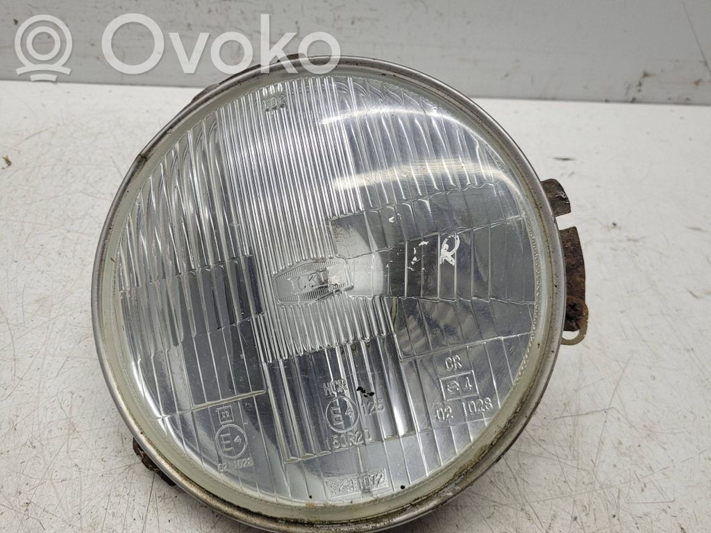 Isuzu Trooper Phare frontale 