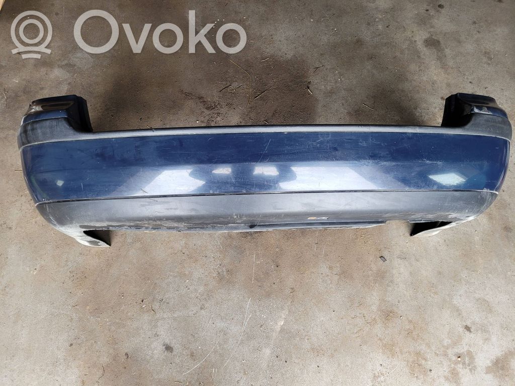 Volkswagen Golf IV Parachoques 