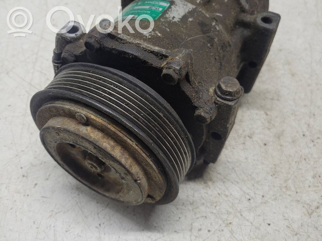 Renault Laguna II Air conditioning (A/C) compressor (pump) 