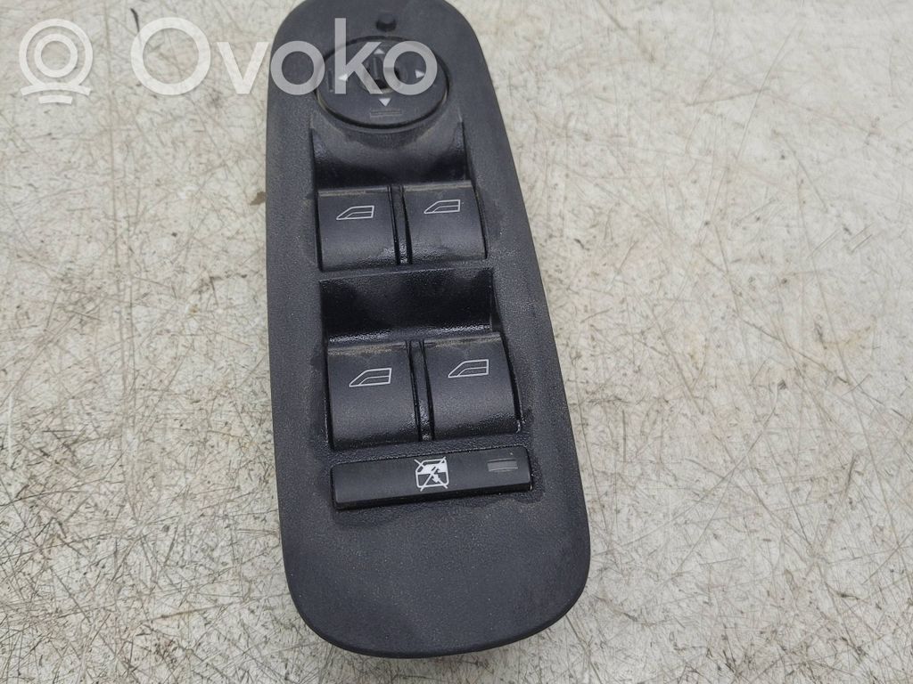 Ford S-MAX Przyciski szyb 