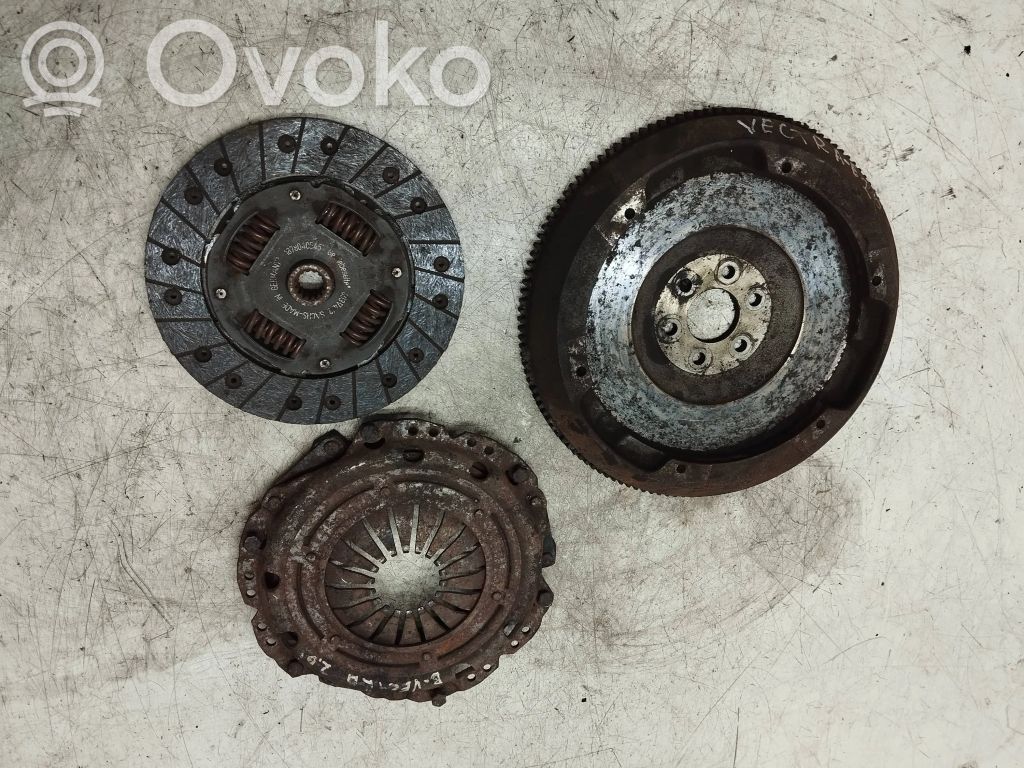 Opel Vectra B Sankabos komplektas 