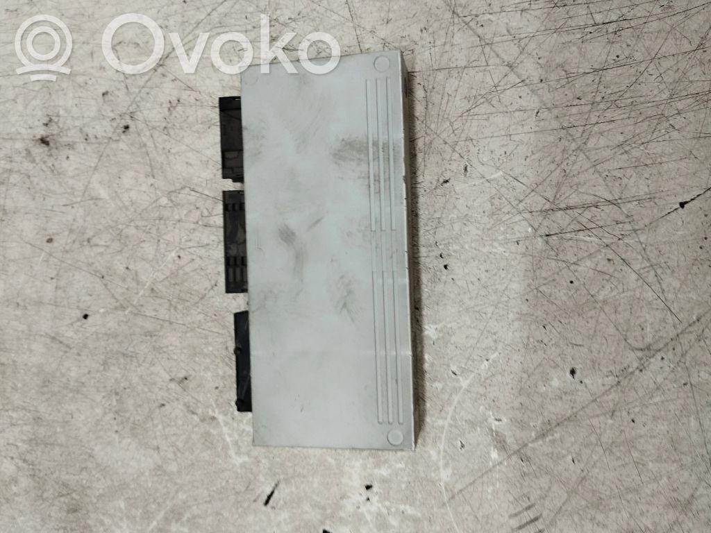 BMW 5 E39 Komforta modulis 