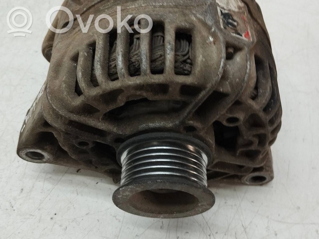 Opel Zafira A Alternador 