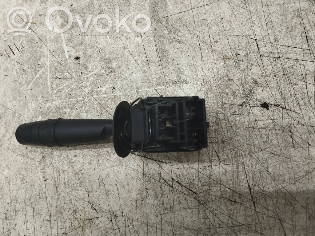 Peugeot 406 Indicator stalk 