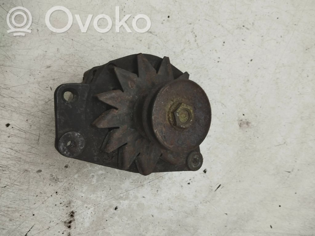 Audi 80 90 B3 Ģenerators 