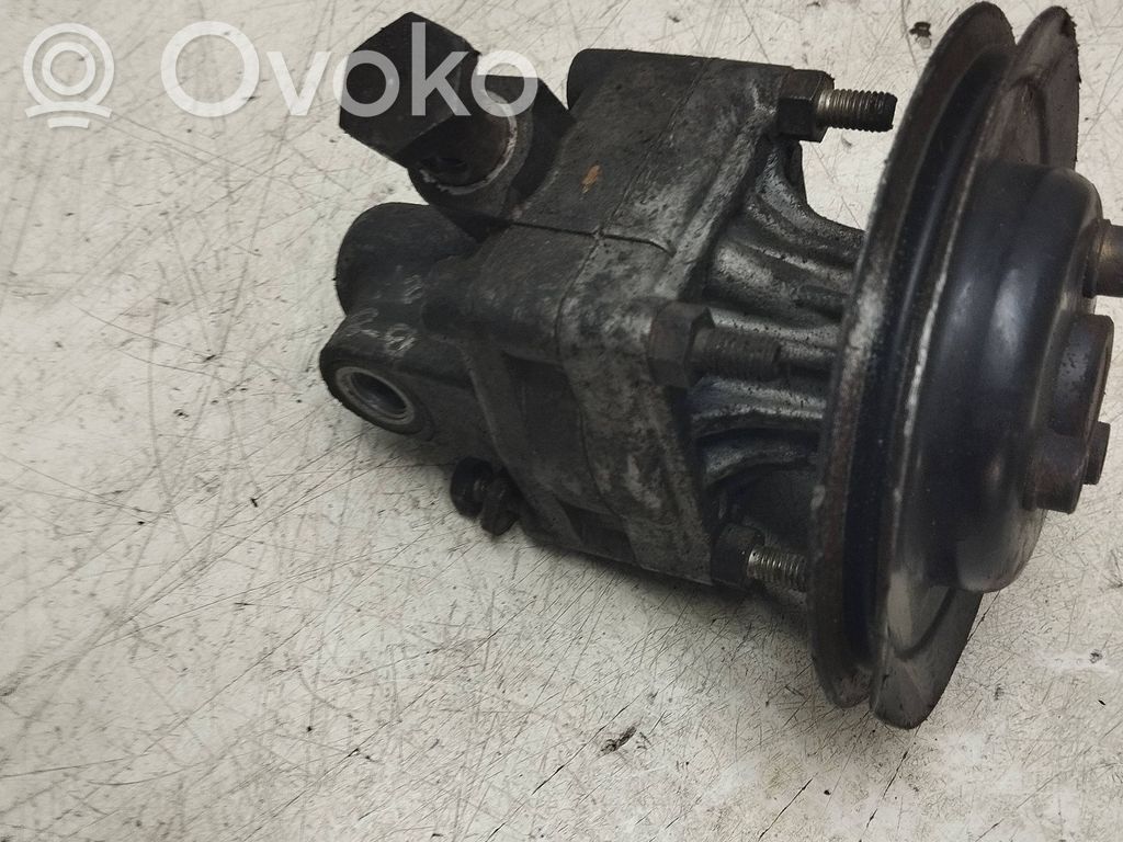Audi 80 90 S2 B4 Power steering pump 