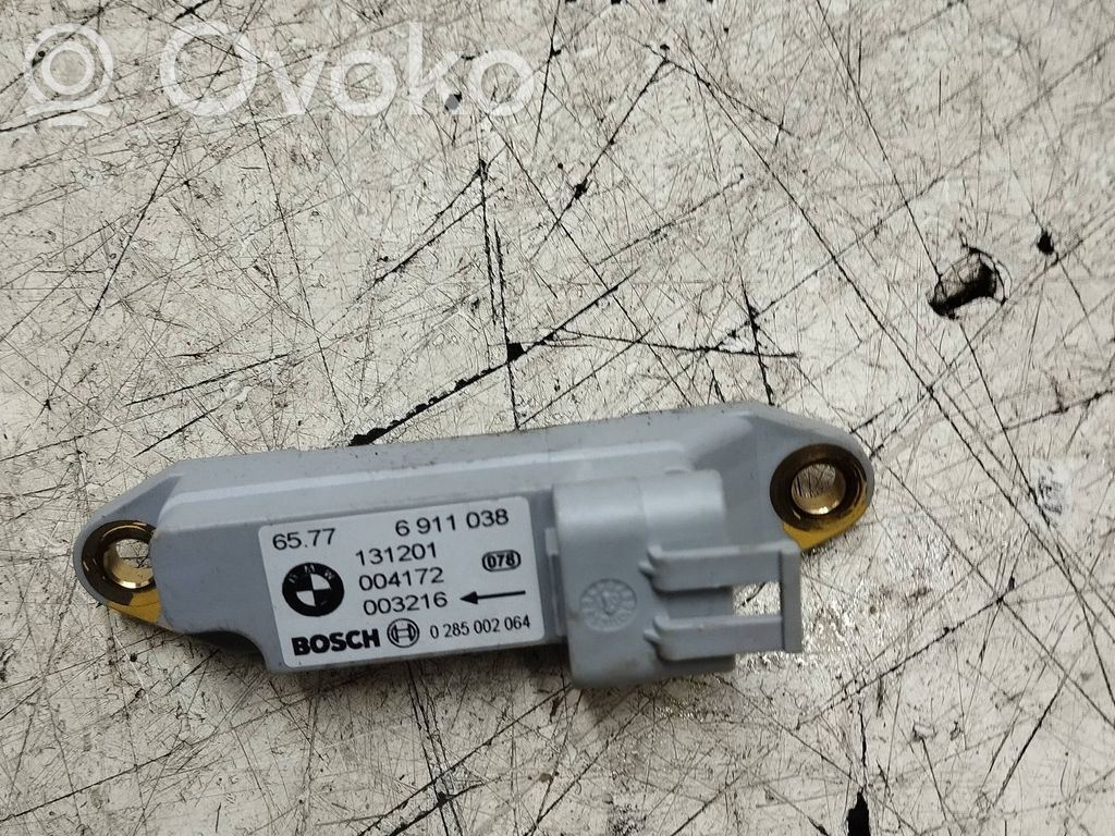 BMW X5 E53 Airbag deployment crash/impact sensor 