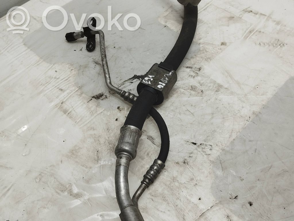 BMW 3 E90 E91 Air conditioning (A/C) pipe/hose 