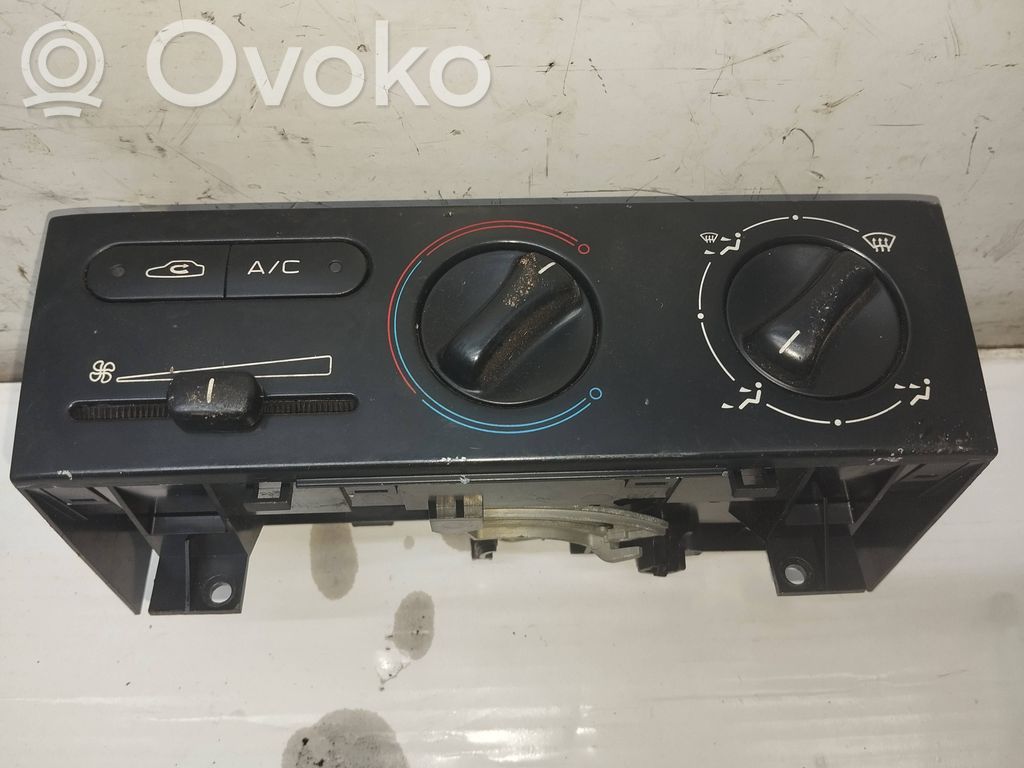 Peugeot 406 Climate control unit 