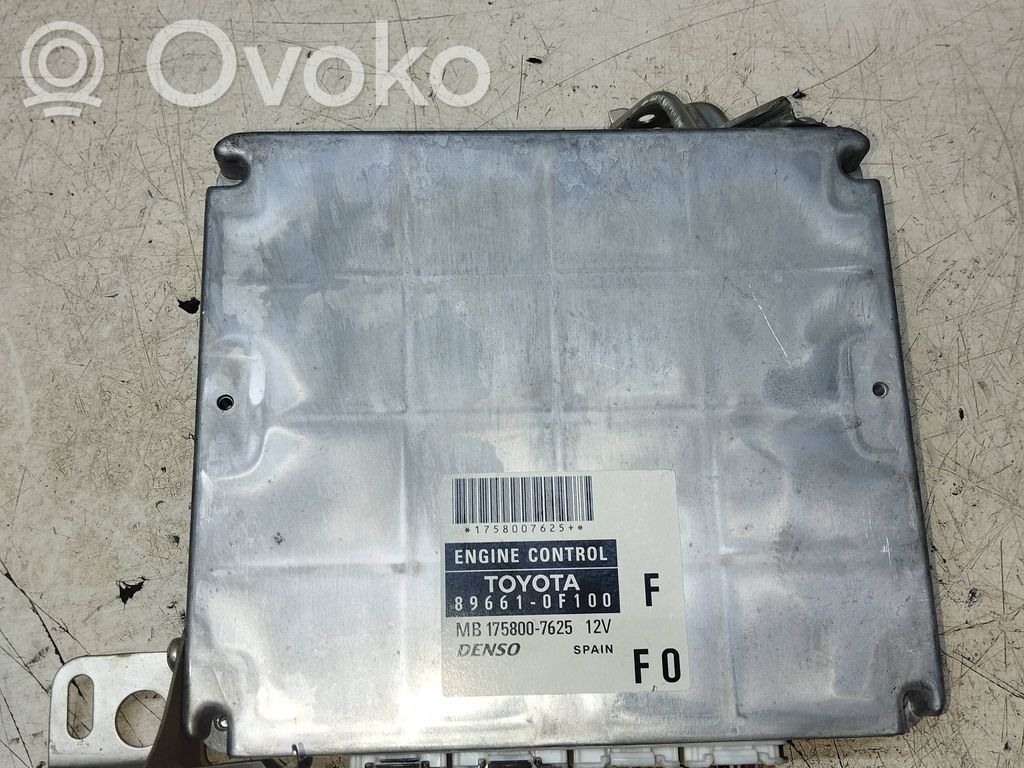 Toyota Corolla Verso AR10 Engine control unit/module 