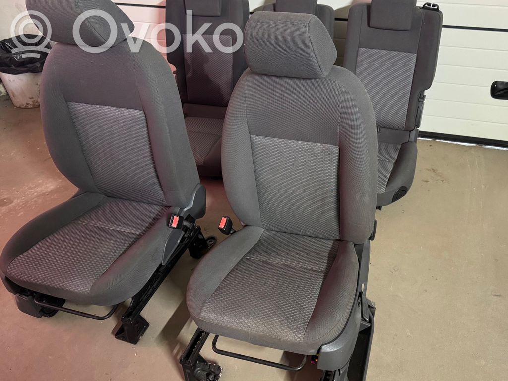 Seat set