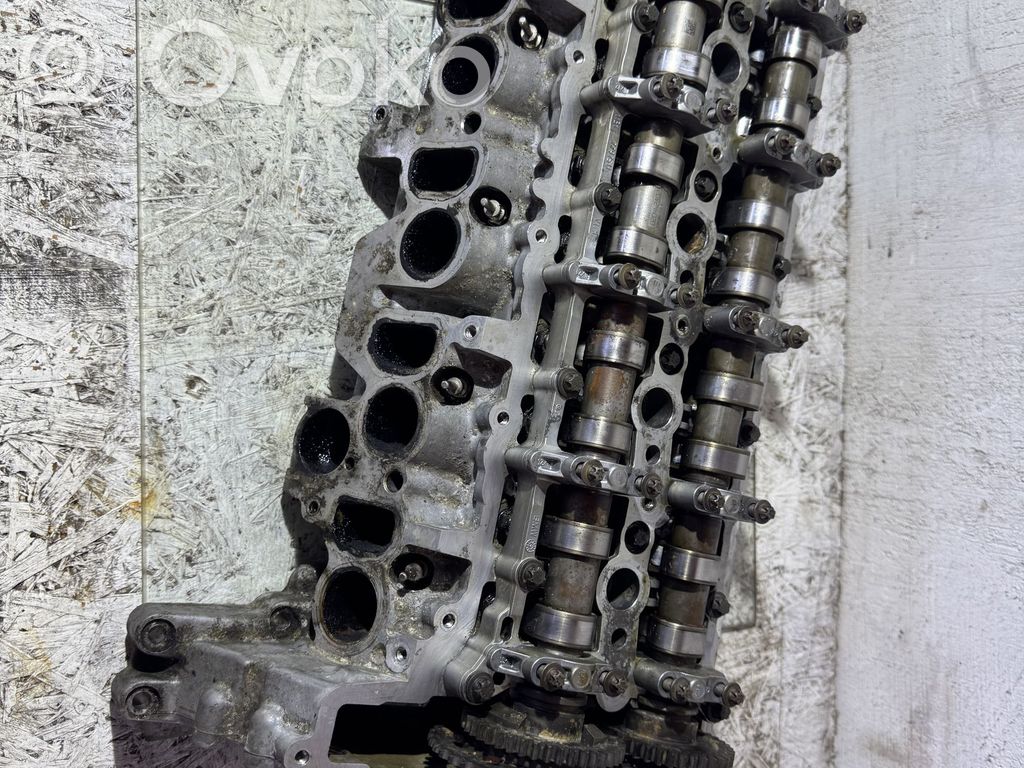 BMW 3 E90 E91 Engine head 