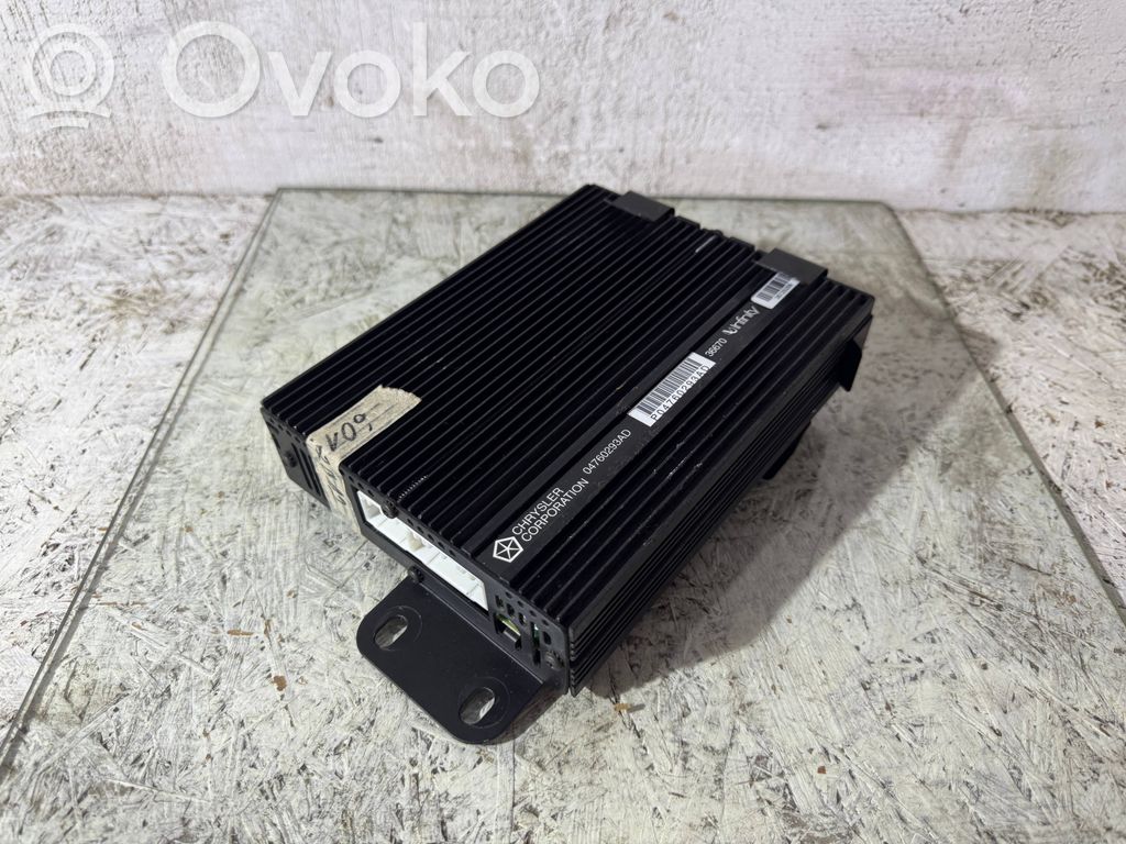 Chrysler 300M Amplificatore 