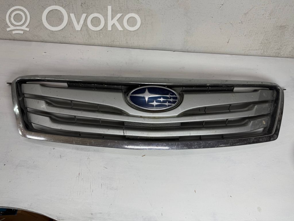 Subaru Outback Front grill 