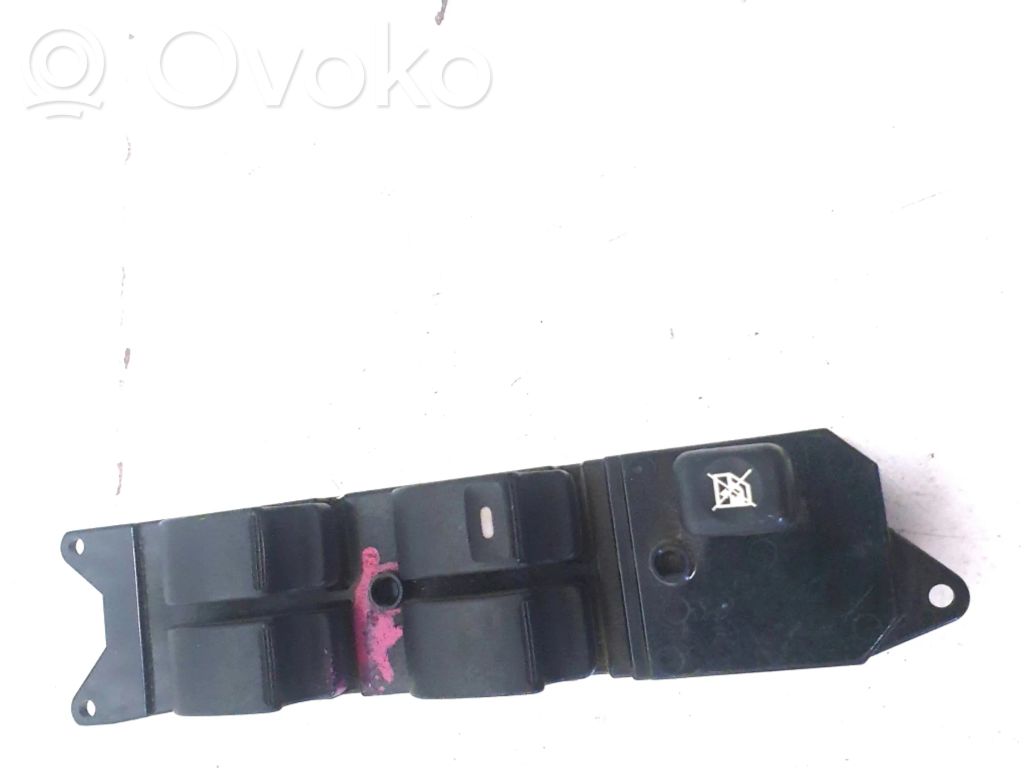Toyota RAV 4 (XA20) Electric window control switch 