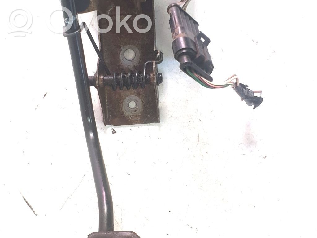 Nissan Almera N16 Acceleration sensor 
