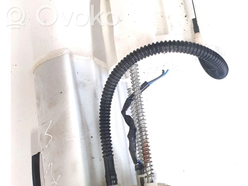Toyota RAV 4 (XA40) Bomba interna de combustible 