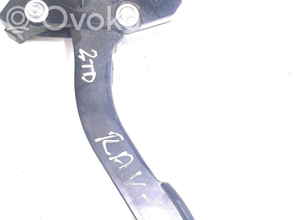 Toyota RAV 4 (XA30) Pedale dell’acceleratore 