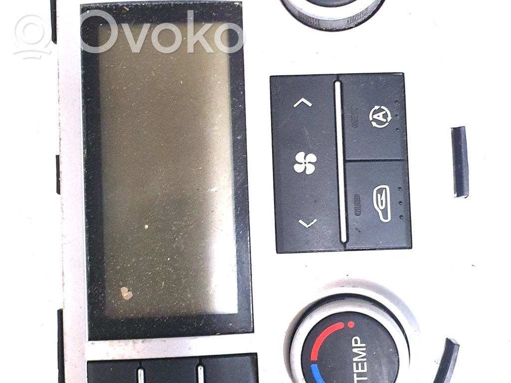 Hyundai Santa Fe Air conditioner control unit module 