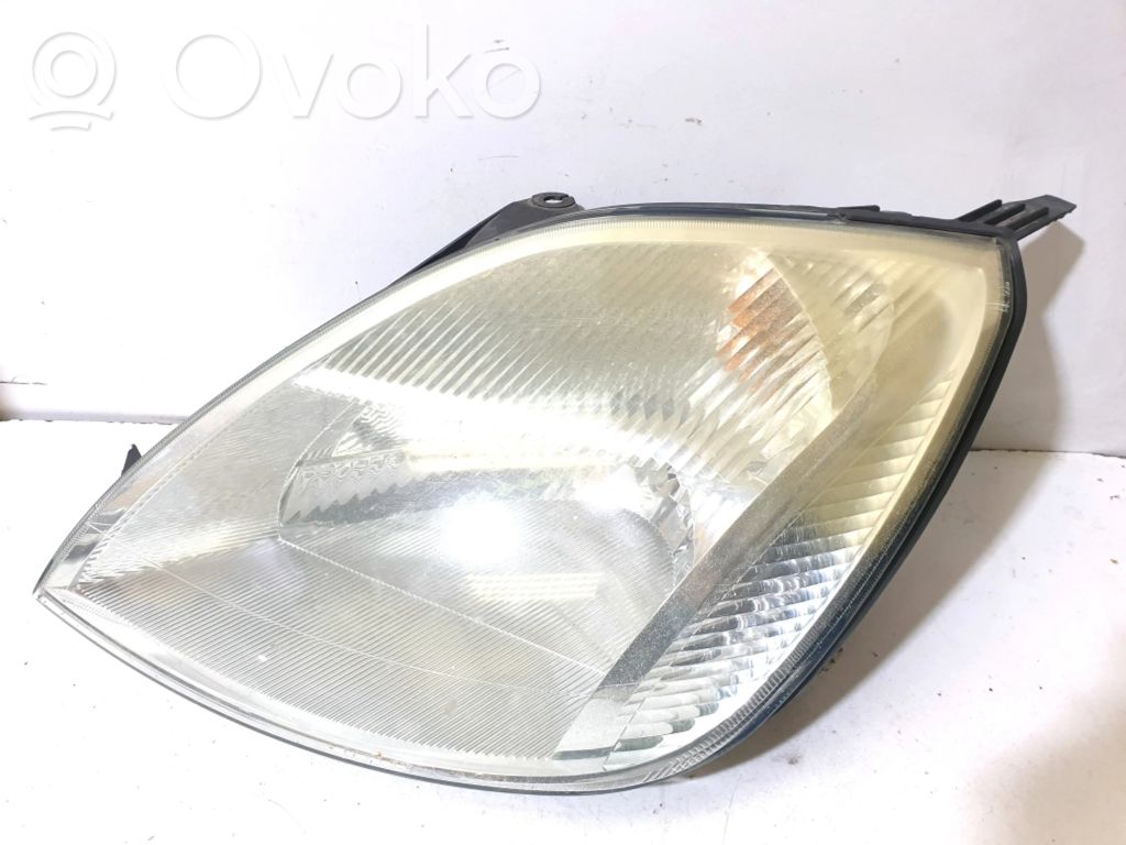 Ford Focus Scheinwerfer 