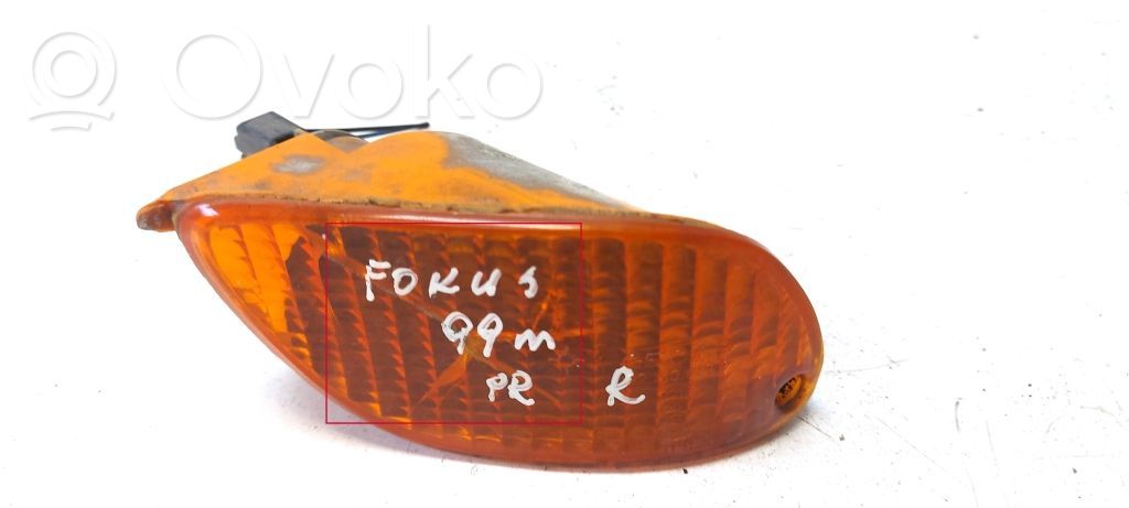 Ford Focus Piloto intermitente delantero 