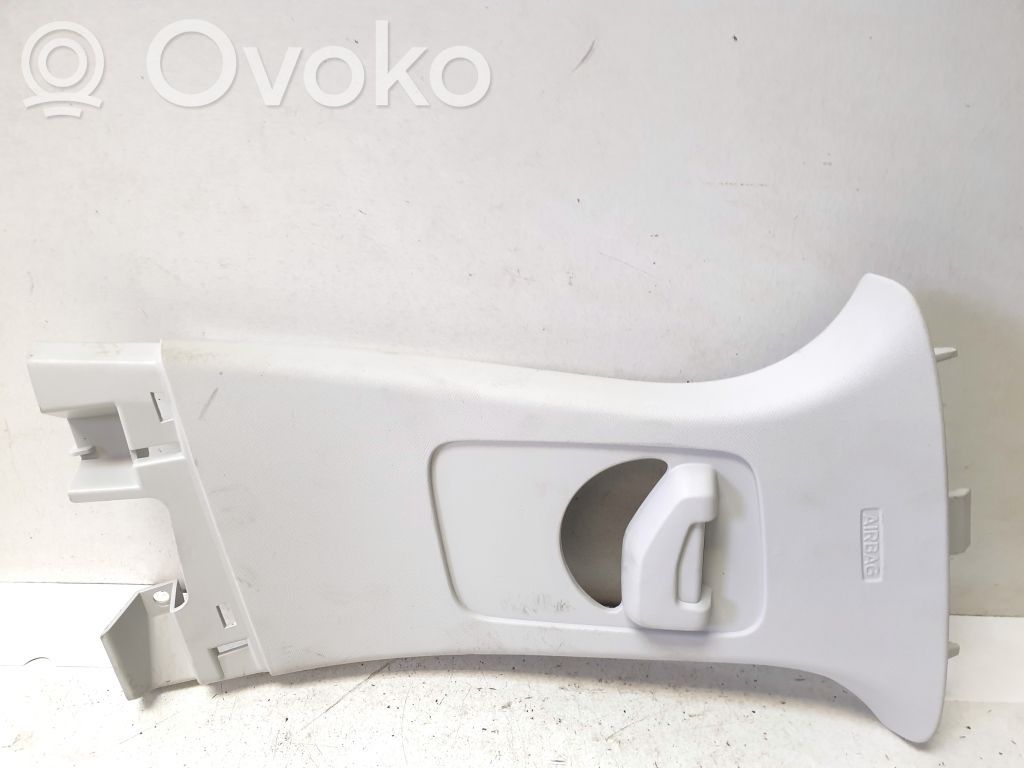 Ford Focus Pilar (B) (superior) 