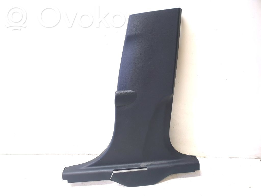 Ford Focus Pilar (B) (inferior) 