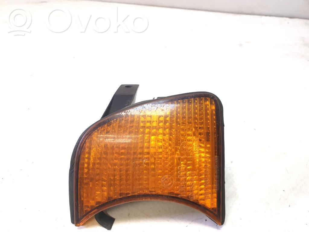 BMW 5 E34 Front indicator light 