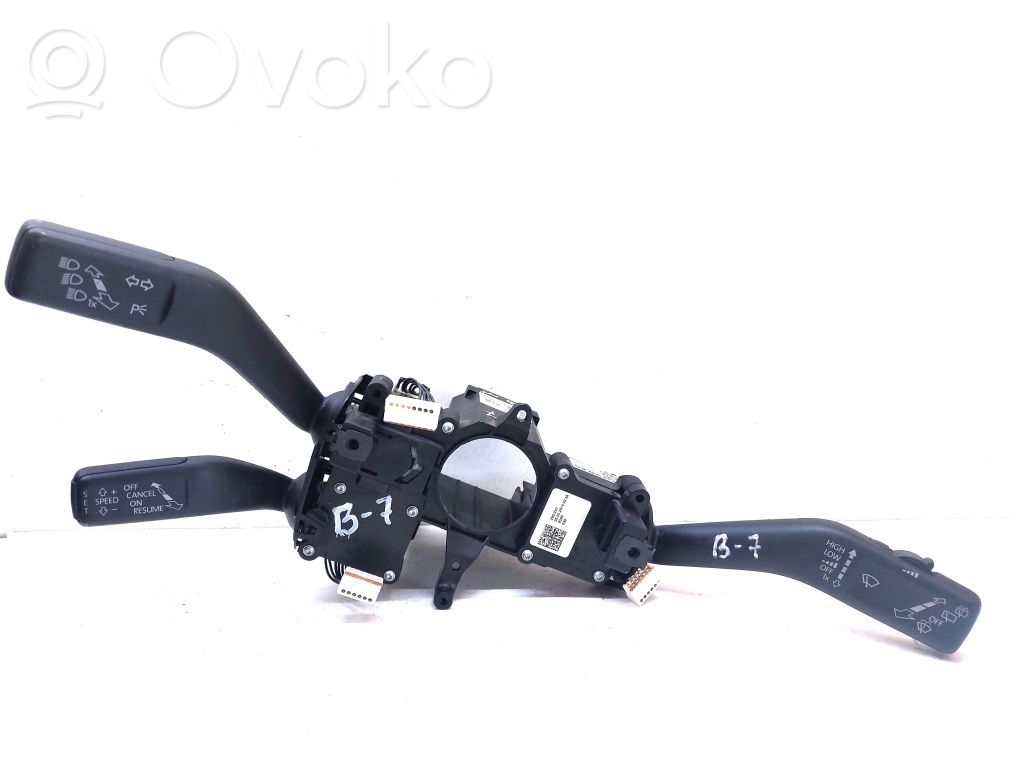 Volkswagen PASSAT B7 Indicator stalk 
