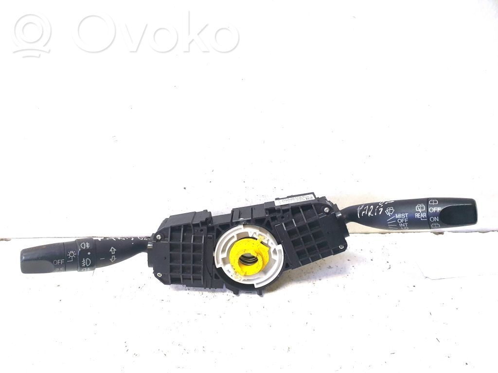 Toyota Yaris Palanca de intermitentes 