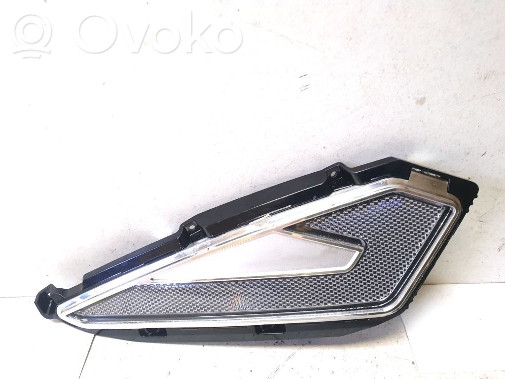 Hyundai Tucson TL Untere Verkleidung Scheinwerfer 