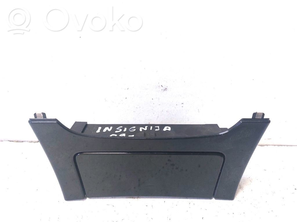 Opel Insignia A Aschenbecher vorne 