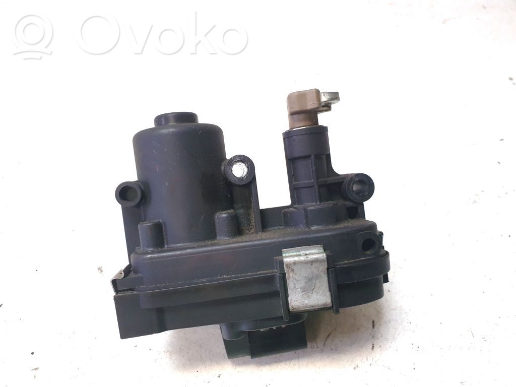 Opel Insignia A Intake manifold valve actuator/motor 