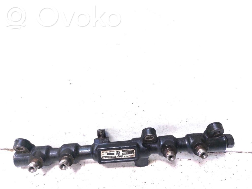 Ford Mondeo Mk III Polttoainepääputki 