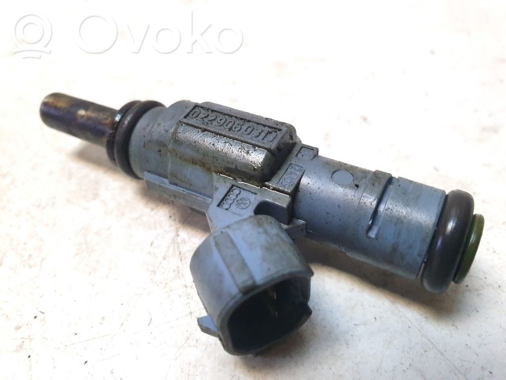 Porsche Cayenne (9PA) Inyector de combustible 
