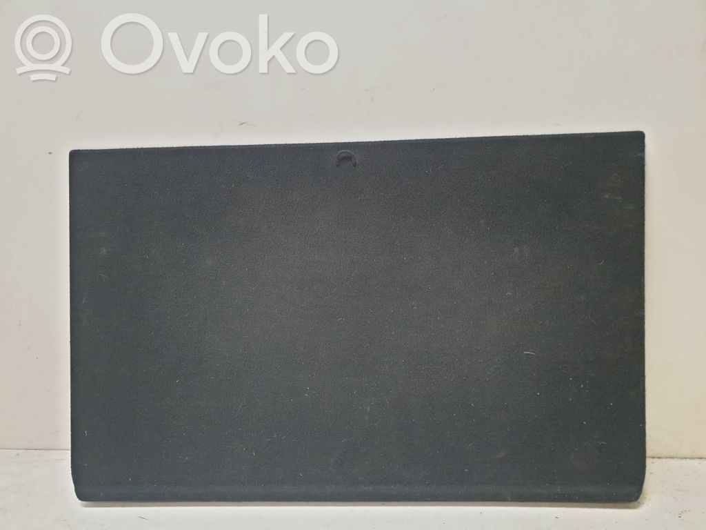 Toyota Corolla Verso AR10 Mochetă portbagaj 
