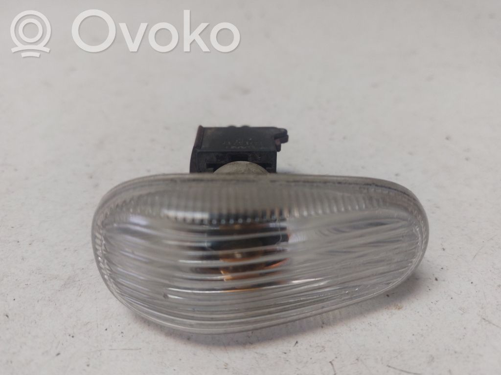 Saab 9-3 Ver2 Posūkio žibintas veidrodėlyje 