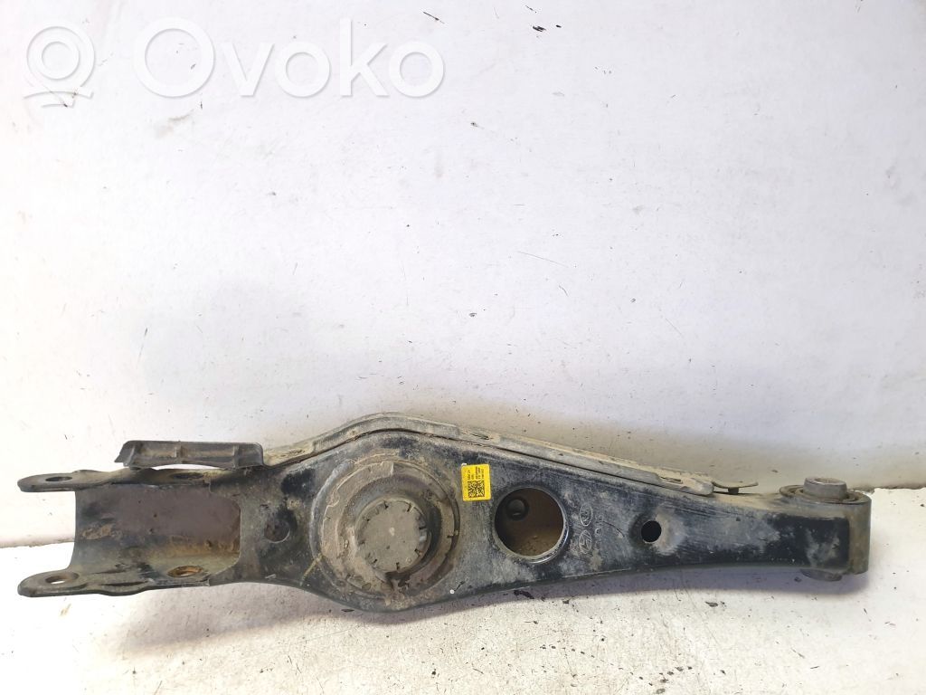 KIA Sorento Górny wahacz tylny 