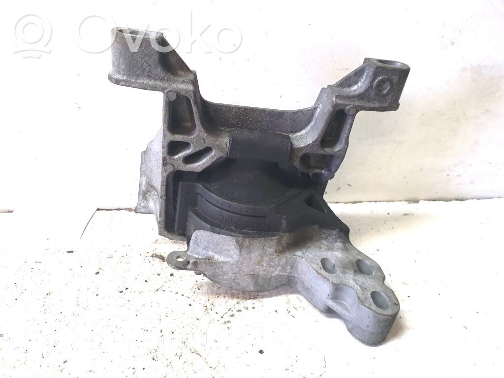 Engine mount bracket   K1442