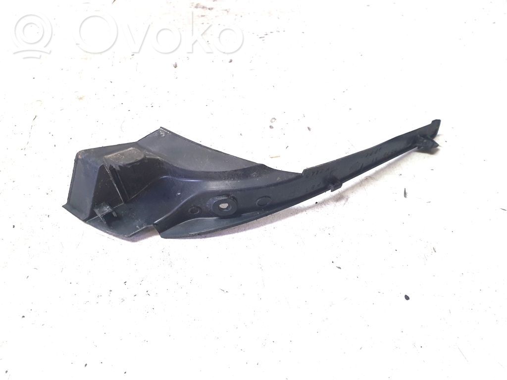 Mazda 5 Wiper trim 