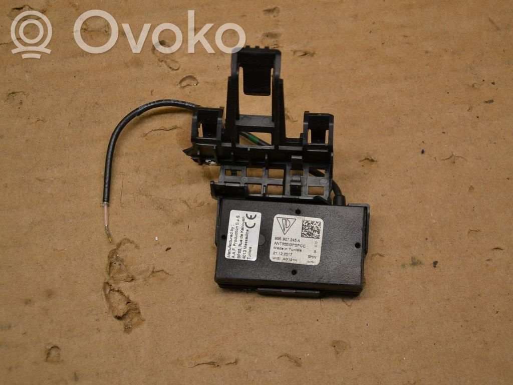 Porsche Macan (95B) Antenos stiprintuvas 